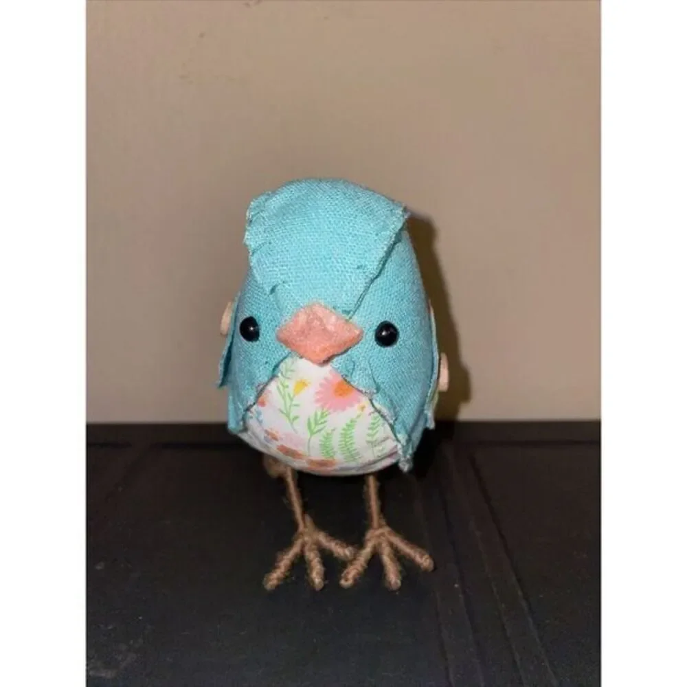 Target 2015 Spritz Floral Featherly‎ Friends Easter Bird